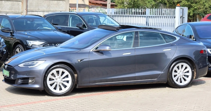 Tesla Model S cena 168510 przebieg: 151000, rok produkcji 2018 z Tuchola małe 781